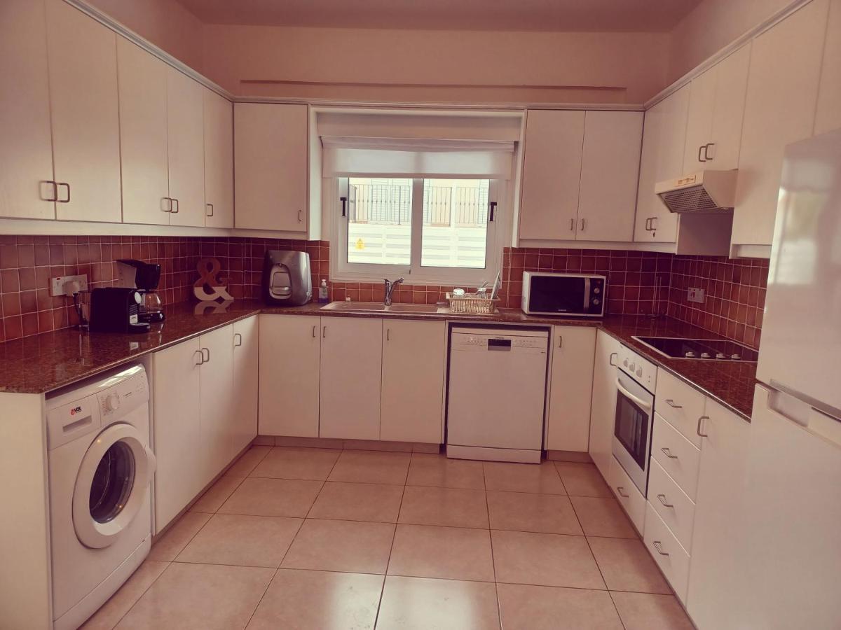 Protaras Sea View Villa With Private Pool מראה חיצוני תמונה